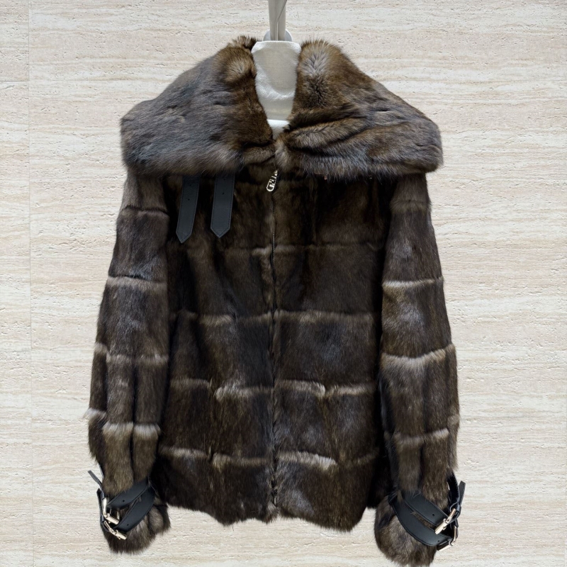 F**di outwear